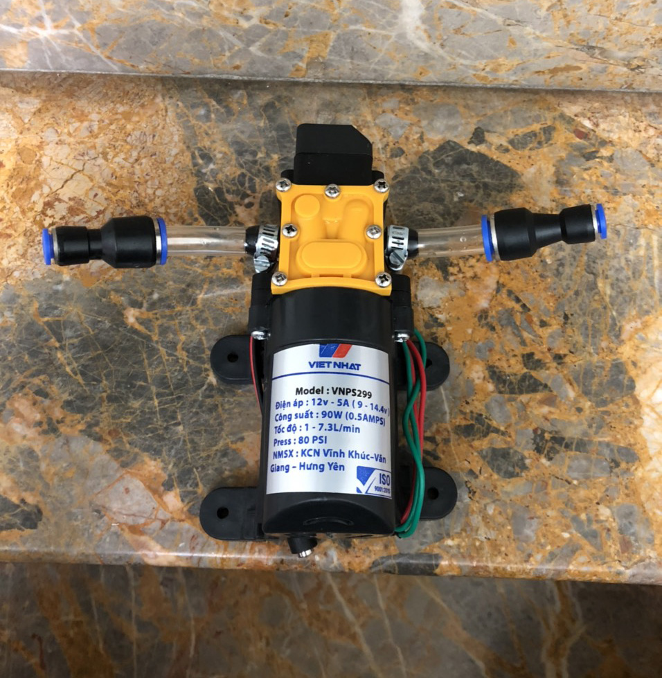 Máy bơm nước 12v,  phun sương tăng , áp mini 12v .
