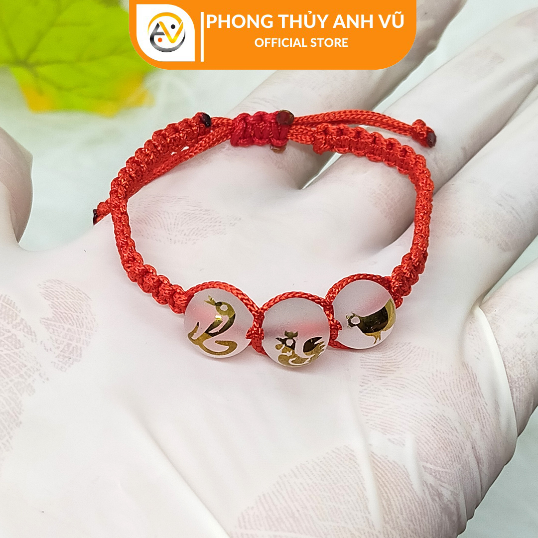 Vòng tết chỉ đỏ tam hợp tỵ dậu sửu đá mã não trắng - Vòng chỉ đỏ may mắn - May mắn tài lộc
