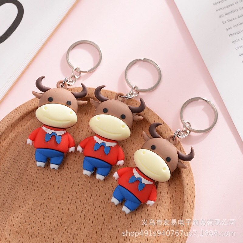 Móc khóa trâu xinh may mắn