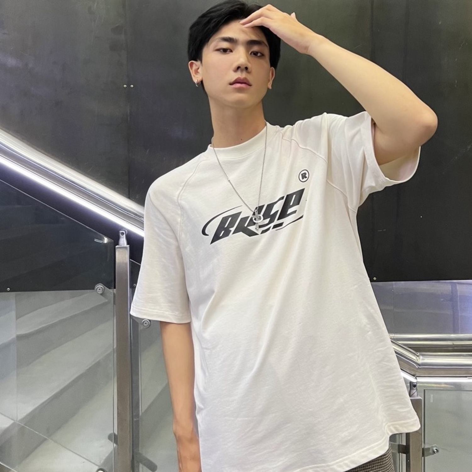 Áo thun tay lỡ form rộng Backstage88 Love Sick