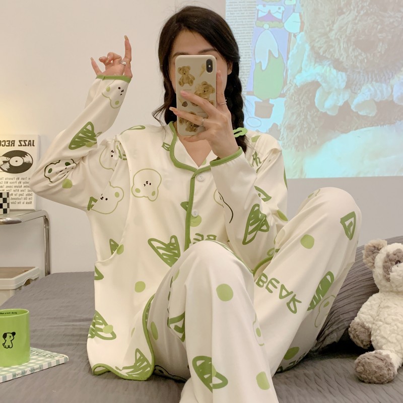 Bộ đồ bầu và sau sinh cho con bú.