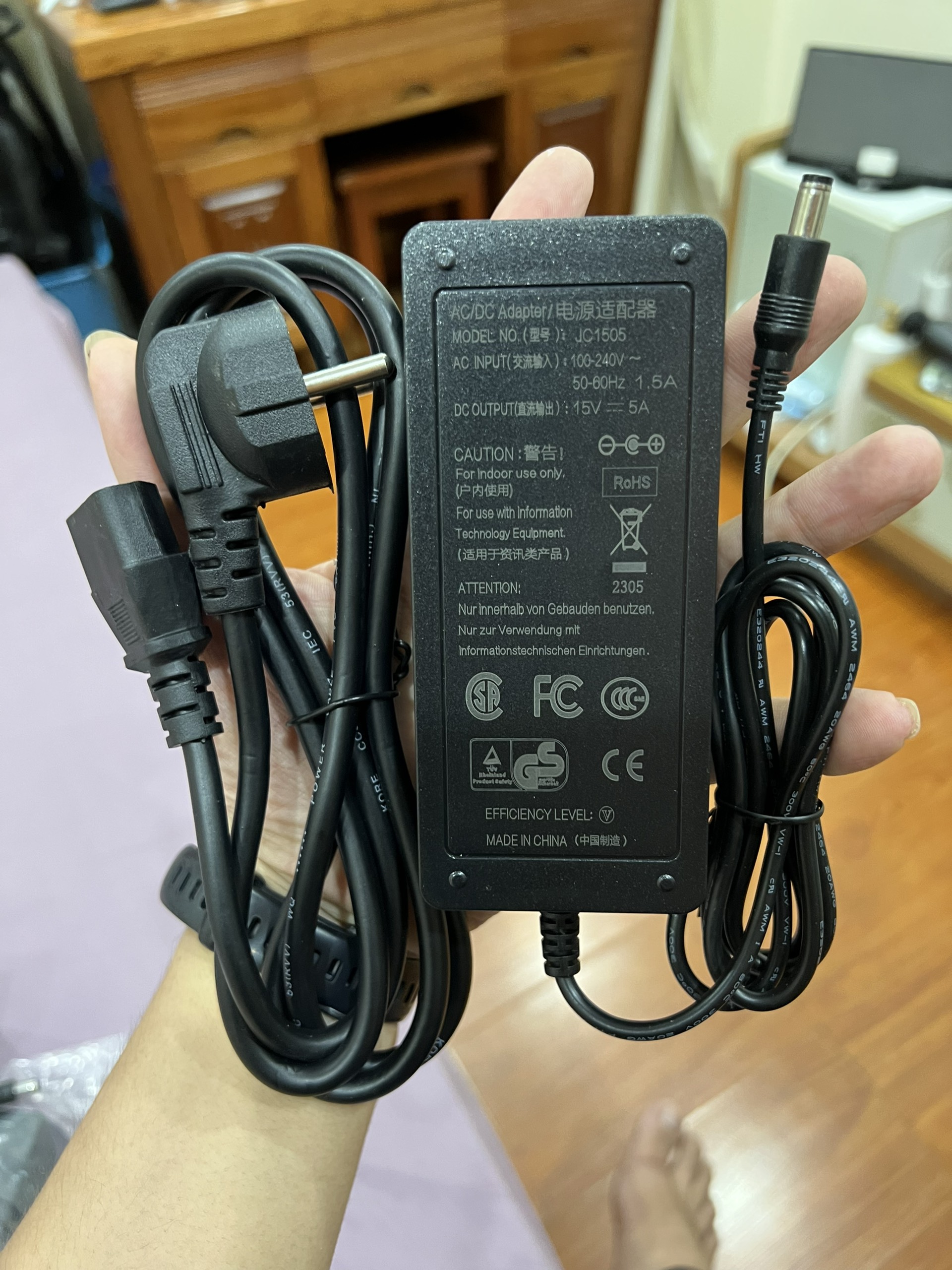 ADAPTOR NGUỒN DC 15V 5A LOẠI TỐT