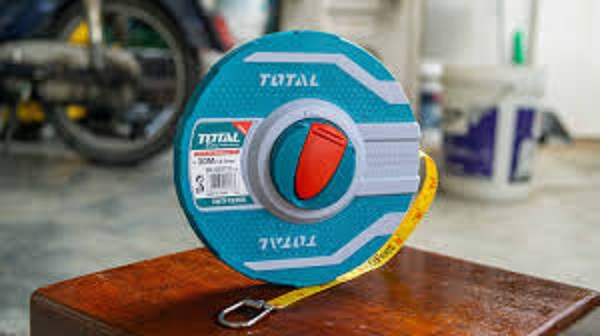 TOTAL - 30Mx12.5MM THƯỚC DÂY SỢI THỦY TINH - TMTF12306