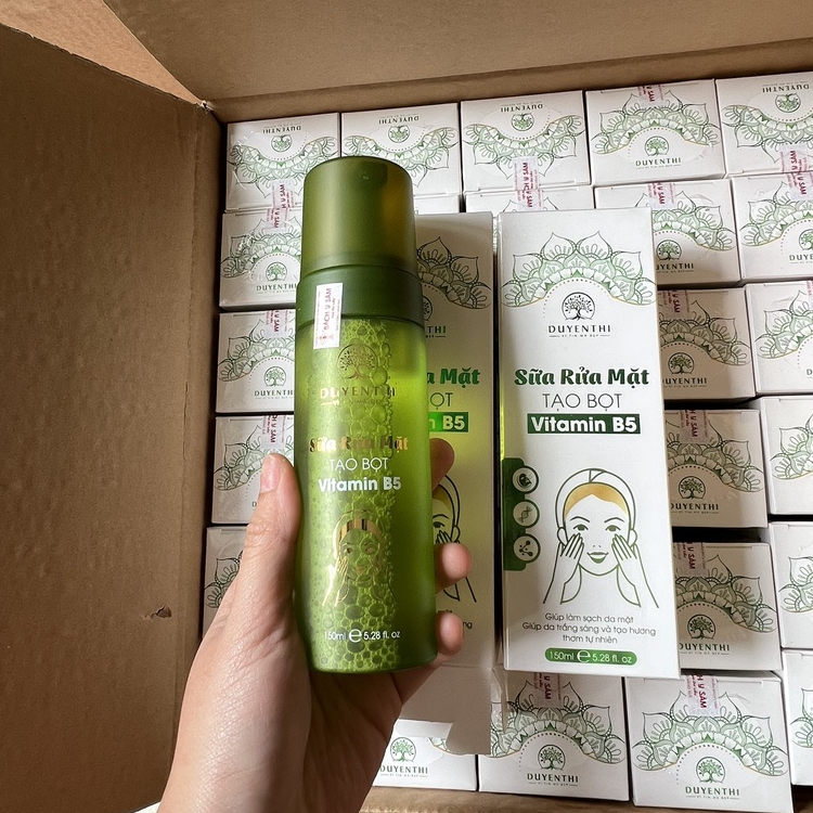 Sữa Rửa Mặt Bách Y Sâm DA DẦU MỤN SẠCH SÂU TẠO BỌT 150ml ( SỮA RỬA MẶT TẠO BỌT VITAMIN B5 Duyên Thị )