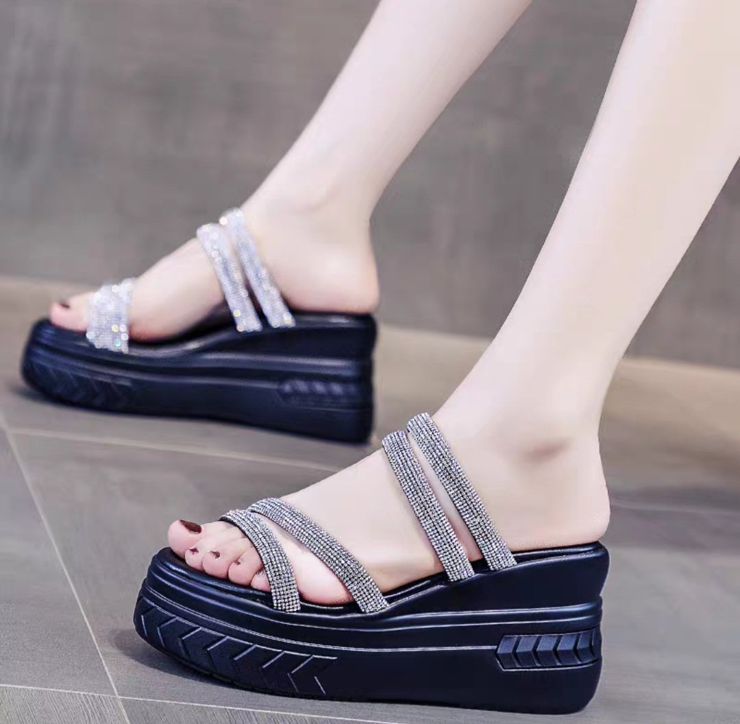 DÉP SANDAL XOÀN ĐI ĐƯỢC 2 KIỂU