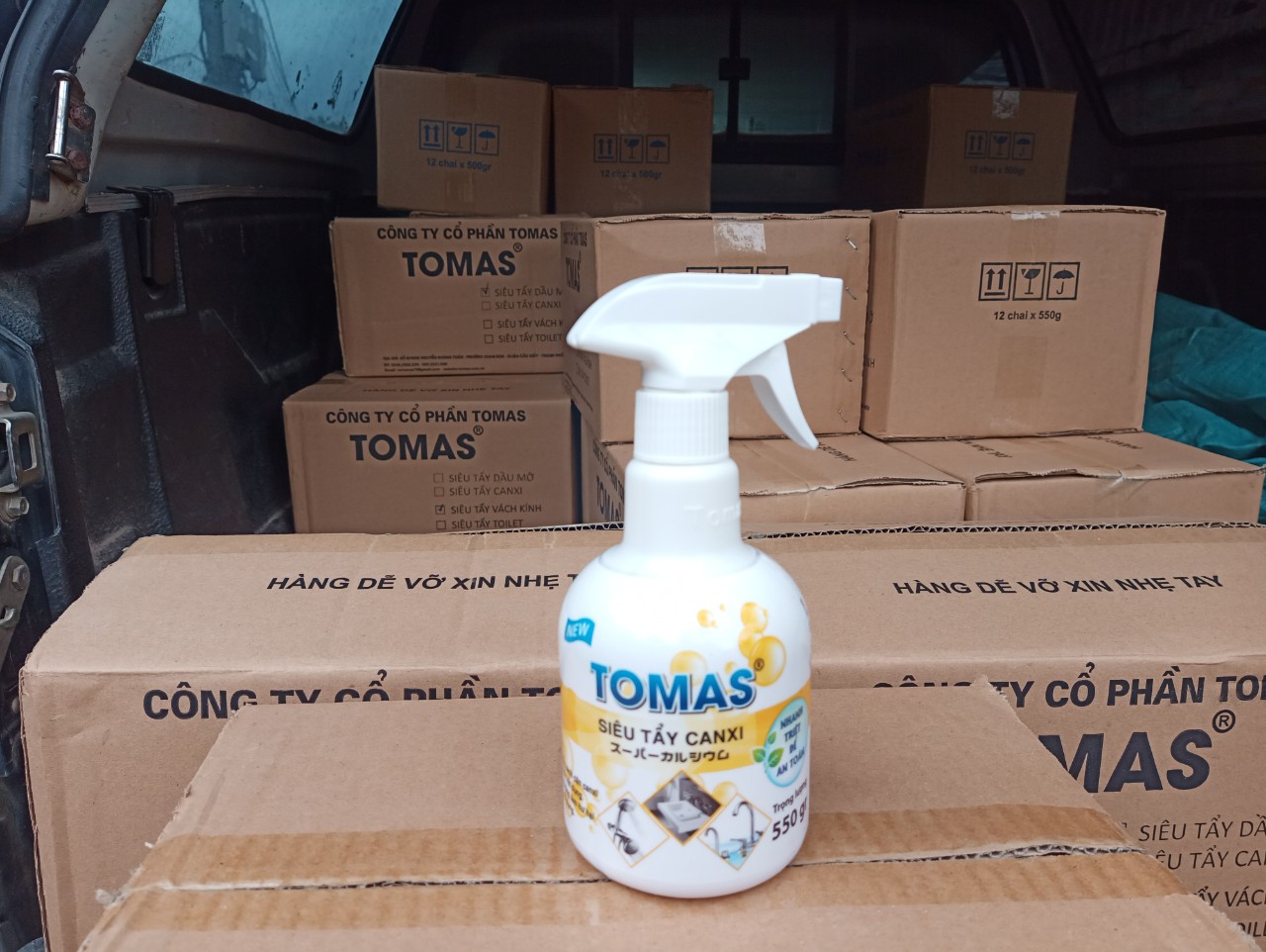 Lọ siêu chất tẩy canxi, tẩy cặn, đánh bóng sàn đá Tomas