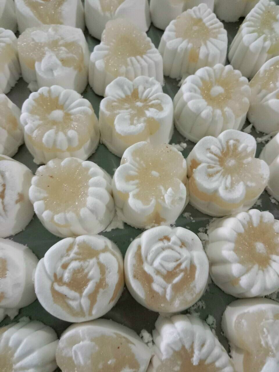 1kg BÁNH IN NHÂN DỪA NON (NGỌT VỪA) đặc biệt-