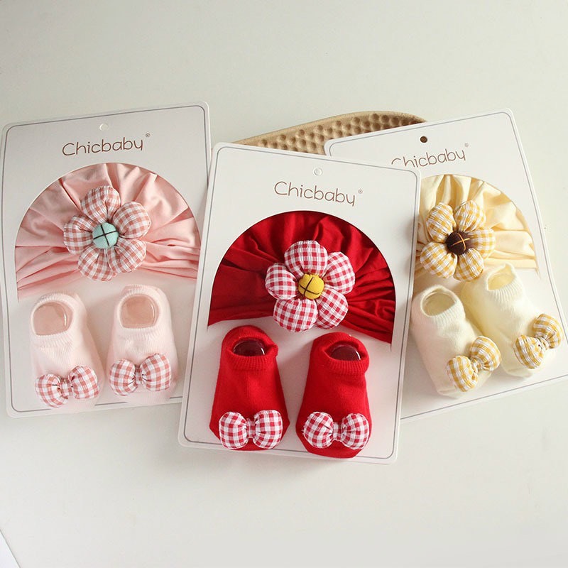 Set mũ turban + Tất thú cho bé dễ thuơng