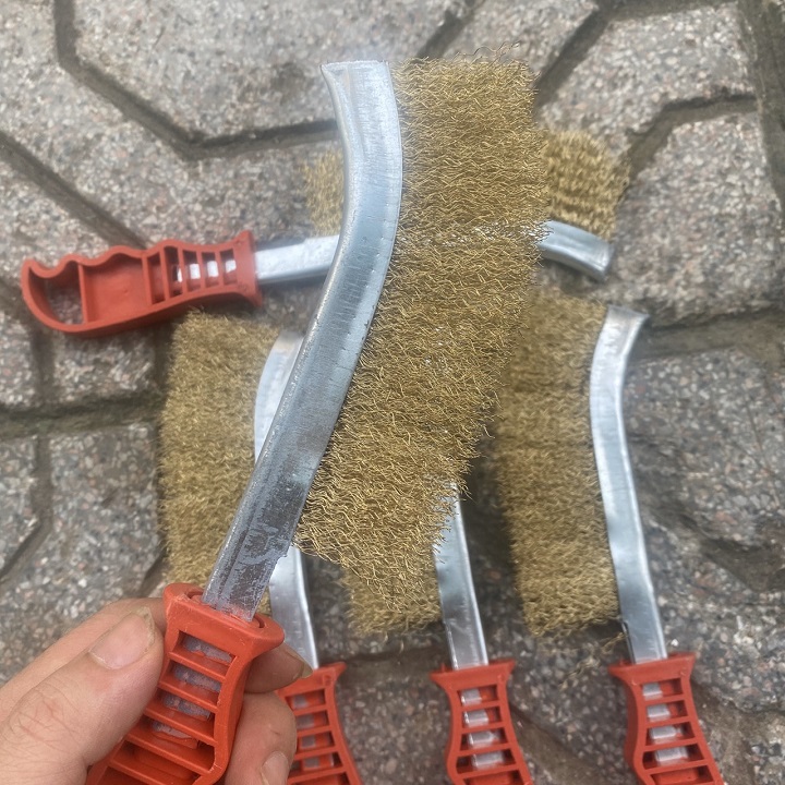 Chổi đánh gỉ sắt bằng tay loại đẹp