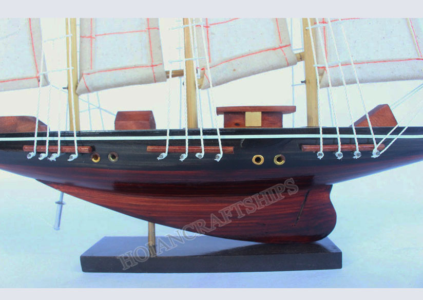 Mô hình thuyền gỗ trang trí Atlantic kem (dài 30cm)