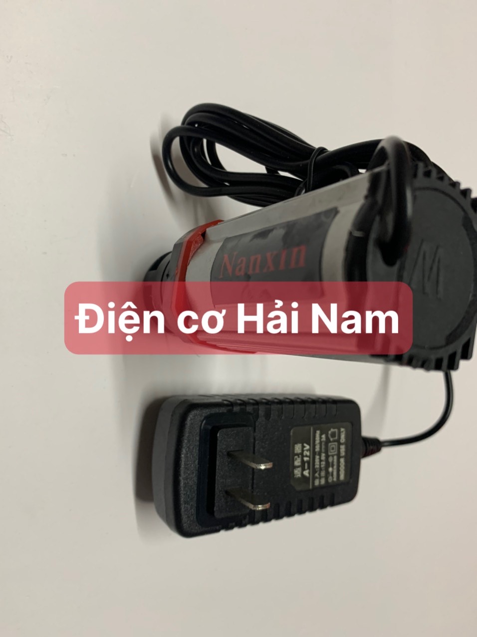 bơm xẻ rãnh tường 12V-3A NANXIN