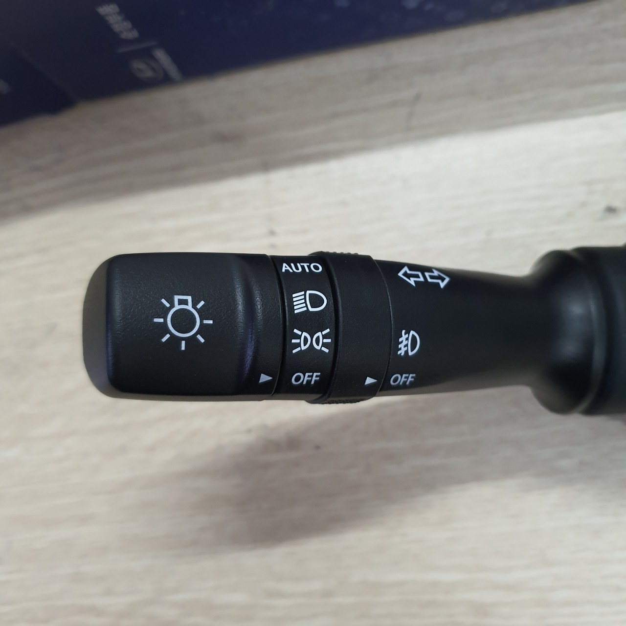 Công tắc pha cos Kia Cerato 2012-2016