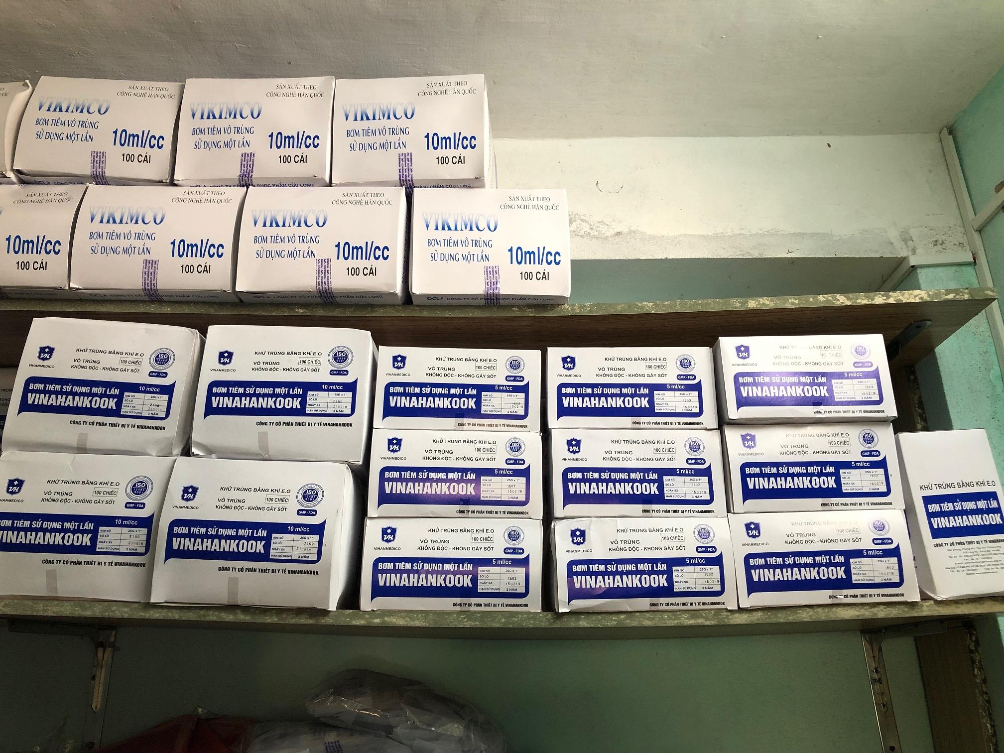Bơm Kim Tiêm vô trùng 1CC vikimco Hộp 100 cây