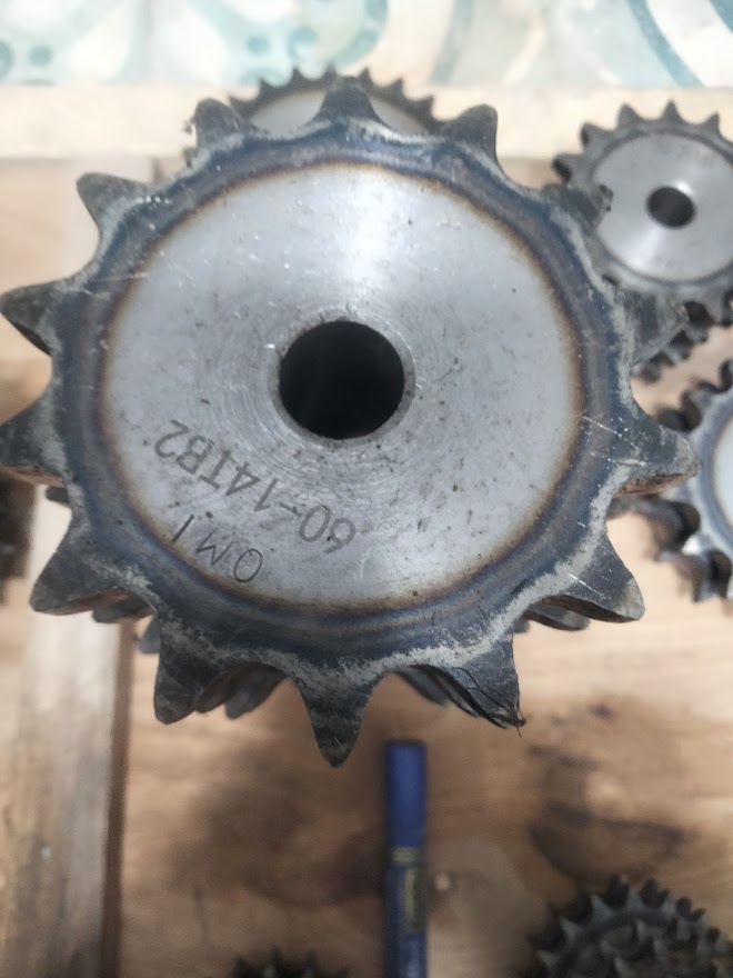 Bánh răng xích đôi 60 14  đến 17 răng. Nhông đôi 60
