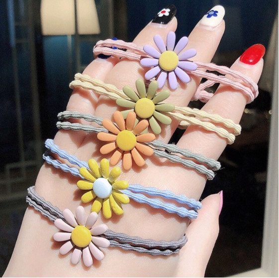 Dây buộc tóc ngẫu nhiên