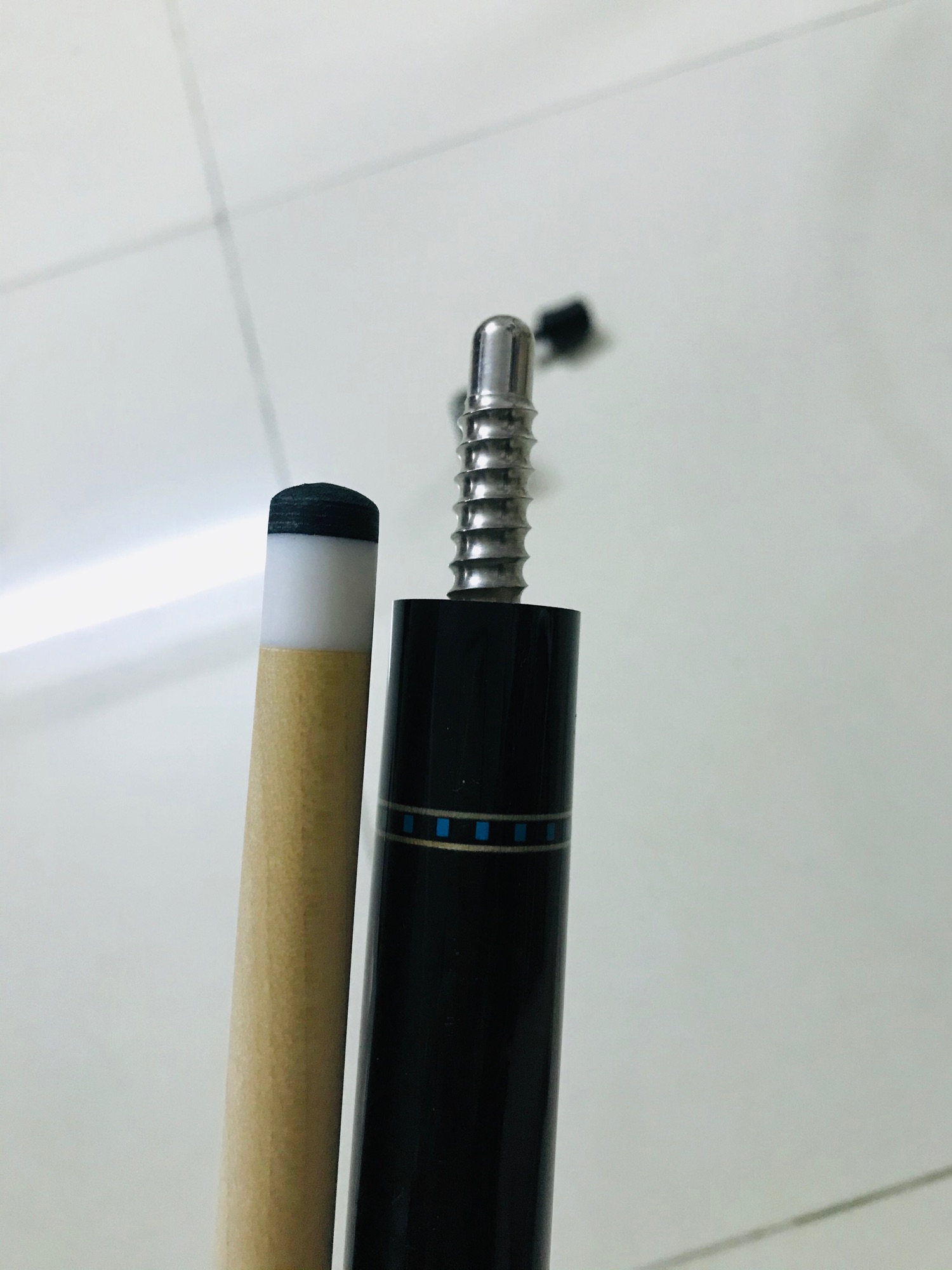 Cơ bida Mcdermott líp tặng kèm combo