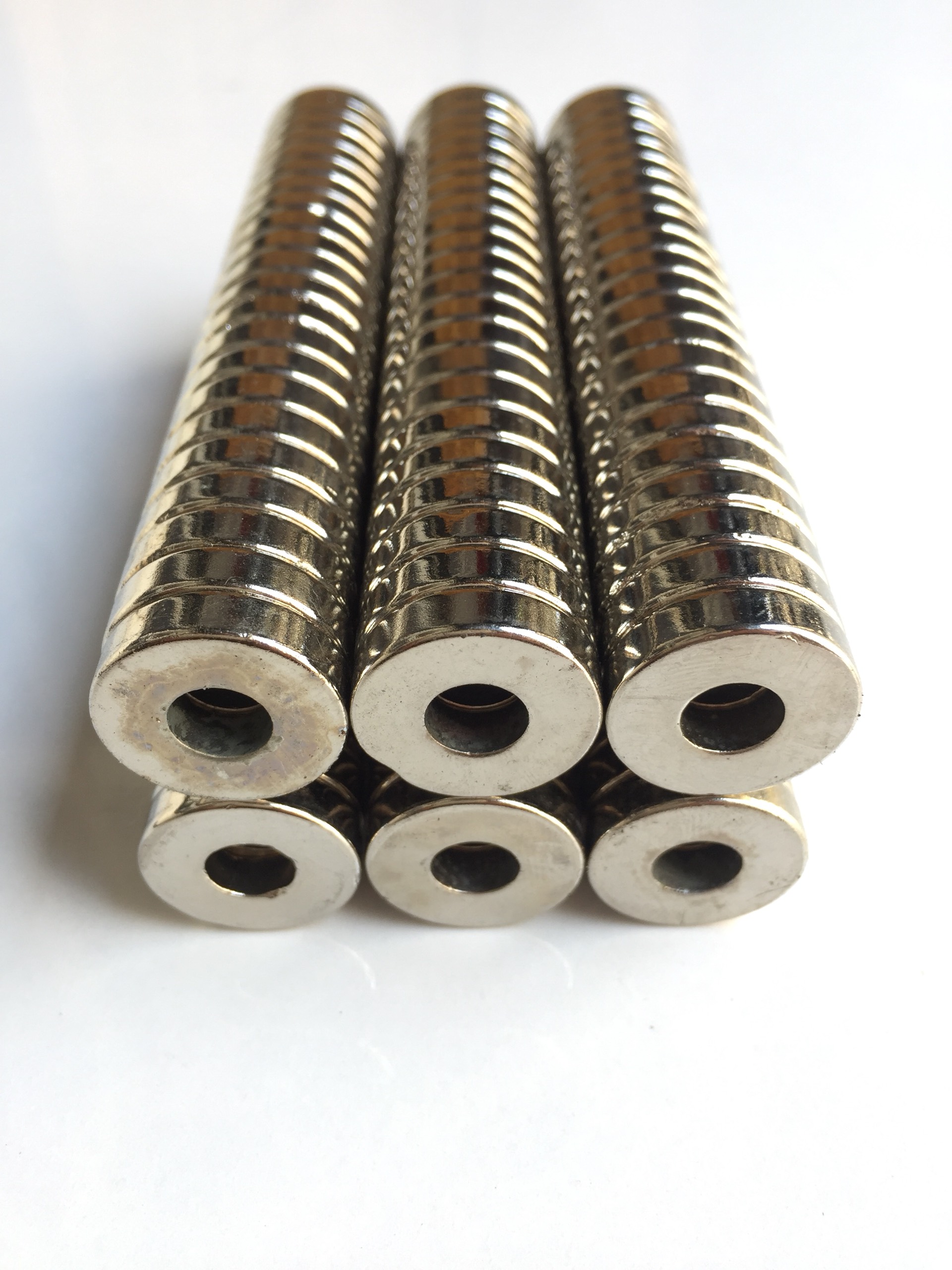 [HCM]Viên Nam Châm Đất Hiếm Ø 20x5mm Gắn Tua Vít Lỗ M8 ( Từ Tính Hút Cực Mạnh )