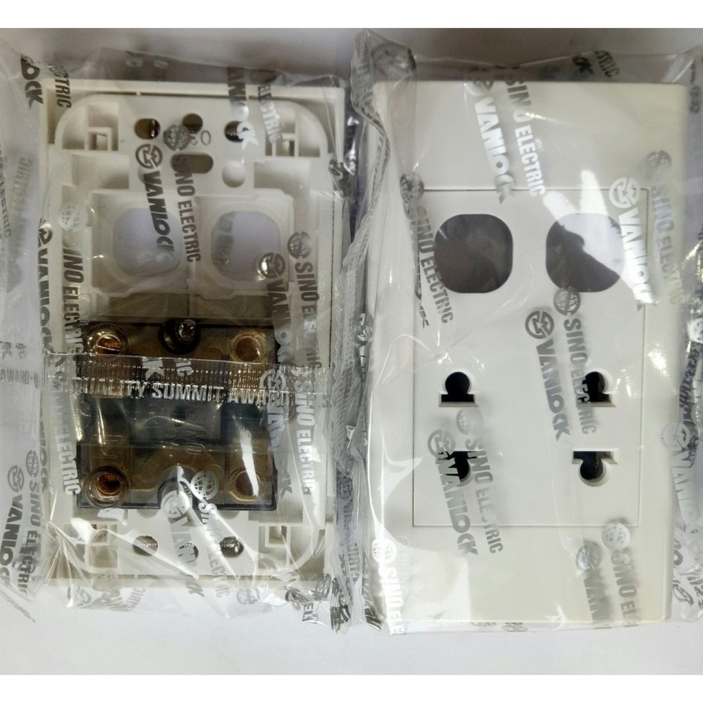Mặt 2 Ổ Cắm 2 Chấu + 2 Công Tắc SiNo