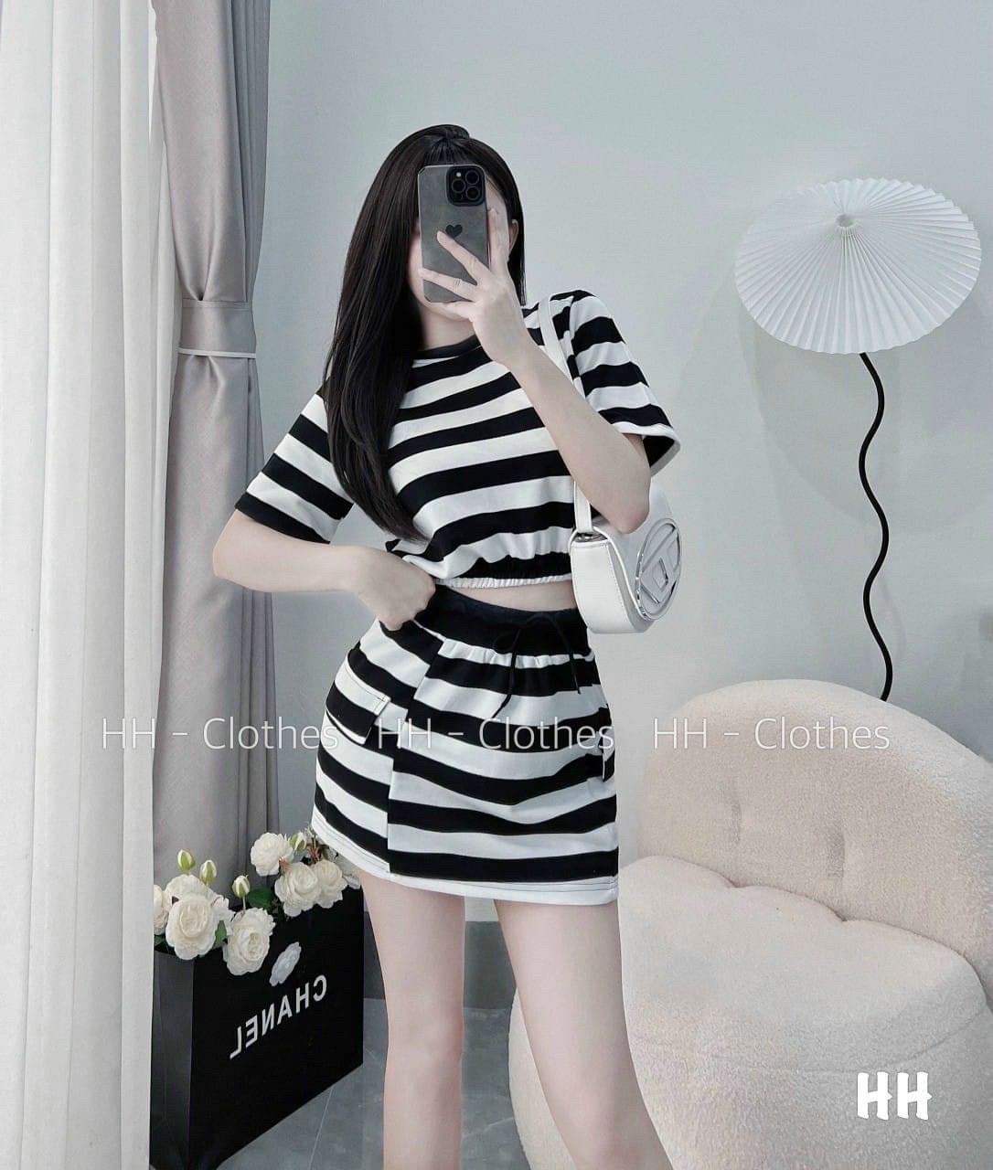 Set bộ sọc áo croptop tay ngắn cổ bẻ ôm eo cột dây phối chân váy ngắn, Set kẻ sọc ngang áo tay ngắn cổ tròn khoét hở lưng cột dây kèm chân váy bút chì