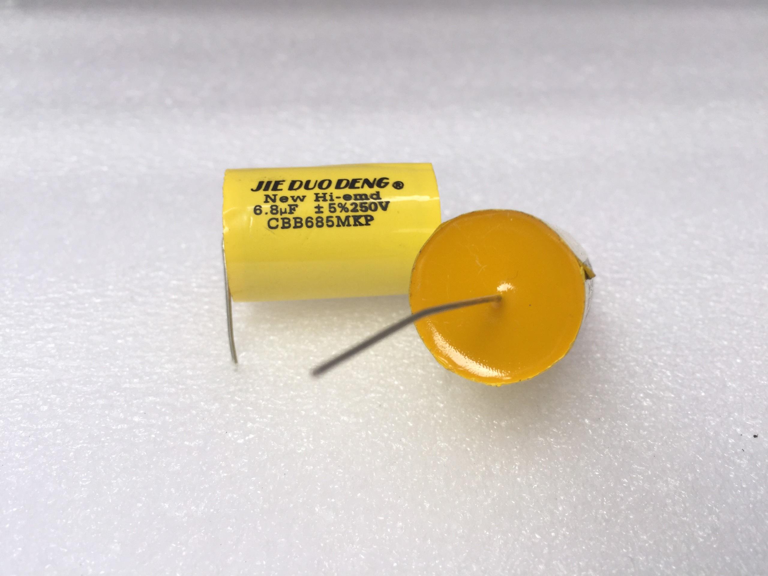 TỤ PHÂN TẦN 6.8MF 250V - GIÁ 1 CON