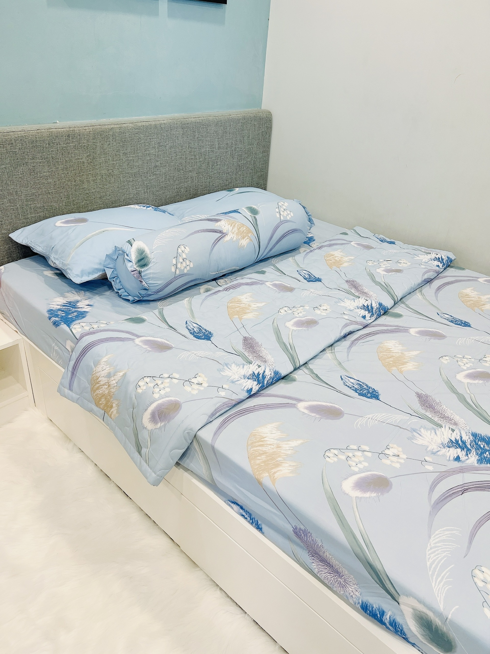 Bộ Drap lụa Tencel cao cấp 4 món - hoa cỏ lau