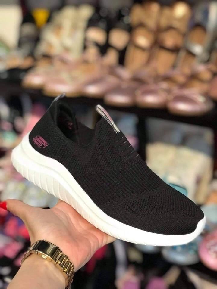GIÀY SKECHERS CHO NỮ DÁNG GIÀY LƯỜI