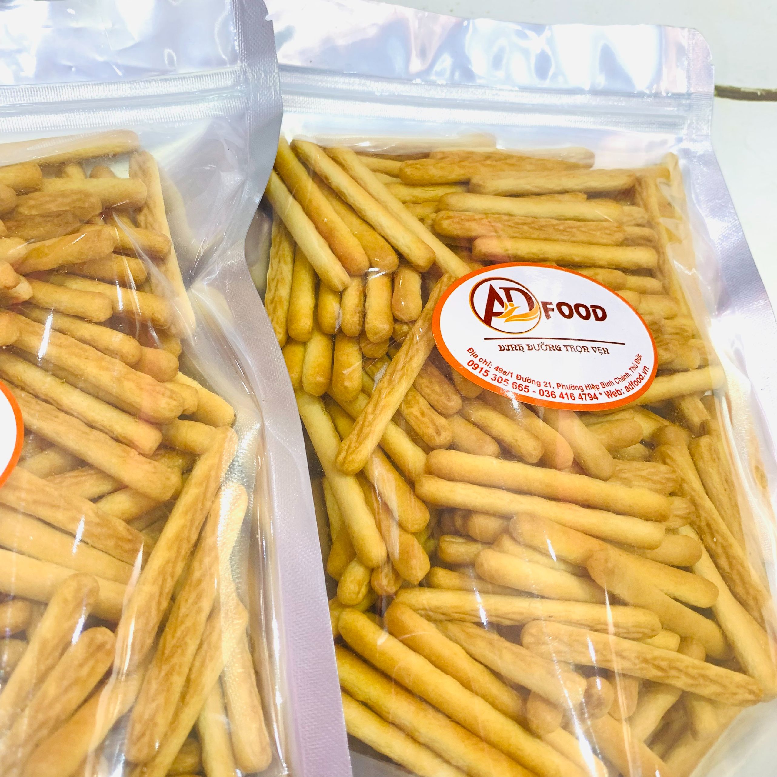 1kg banh quy đũa bơ sữa