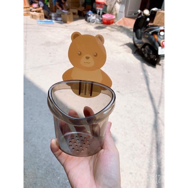 Cốc gấu để bàn chải đánh răng