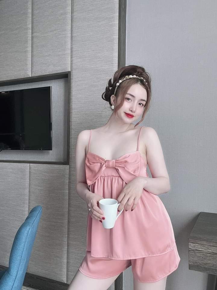 Đồ Bộ Ngắn Vải Satin Hai Dây Nơ Có Túi Freesize dưới 60Kg