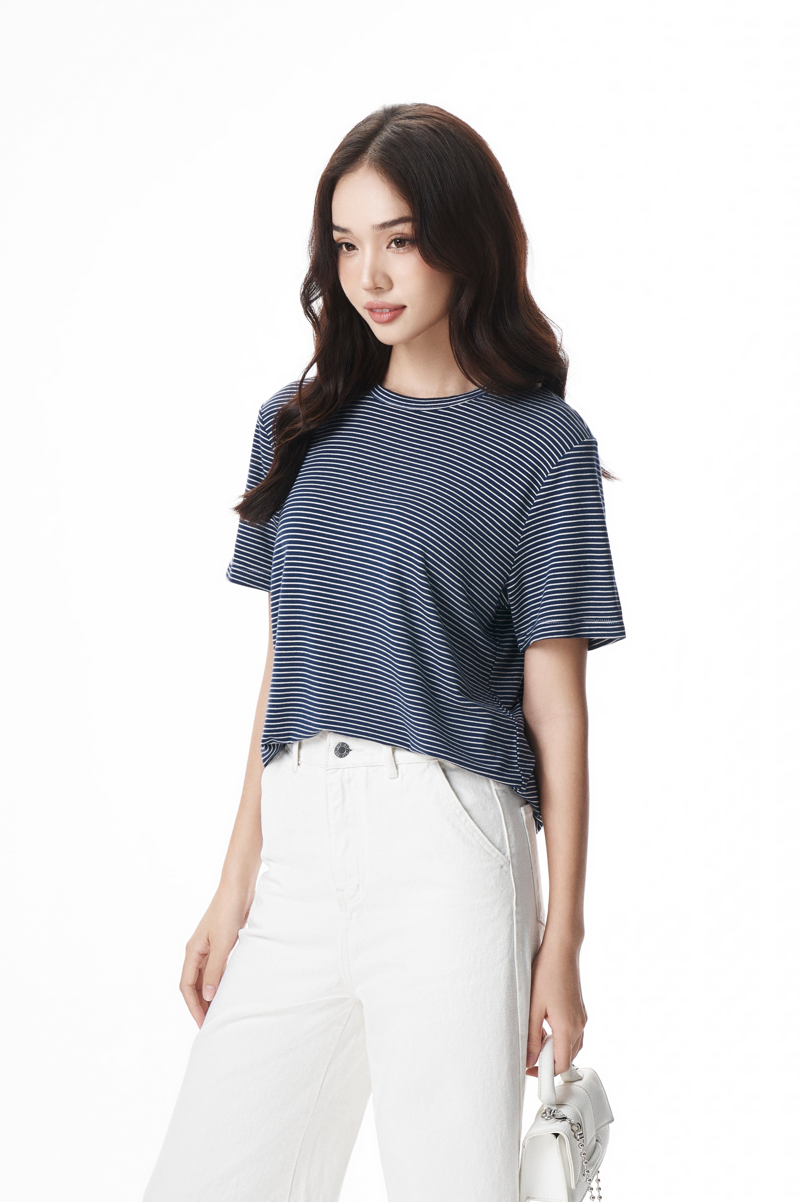 Voucher siêu sale 15% OLV - Áo thun Stephanie Basic T Shirt