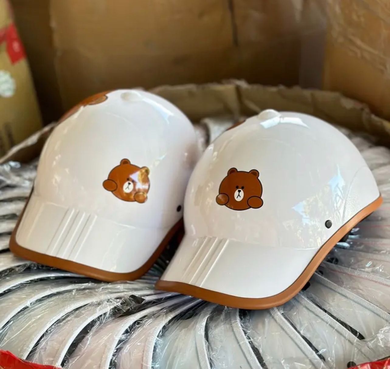 nón bảo hiểm kết gấu panda có lỗ cột tóc mẫu mới