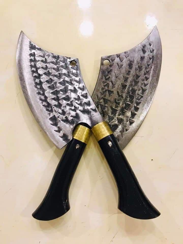dao chặt thần thánh