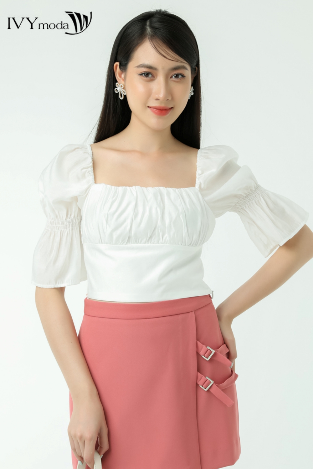 Áo Croptop nhún ngực IVY moda MS 16B9379