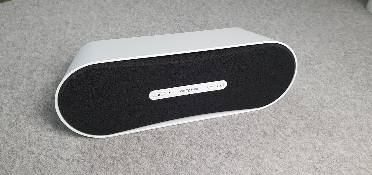 Loa Bluetooth không dây Creative D100