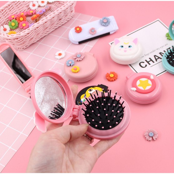 Gương Mini Kèm Lược Massage Gấp Gọn