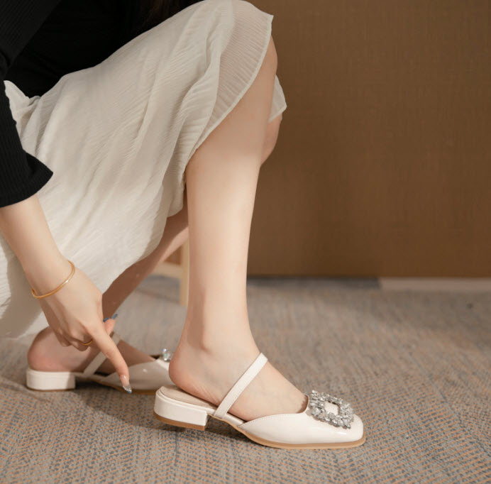 Giày Sục BIG SIZE _ (Size 39 ➡️ 43)_HÀNG CÓ SẪN
