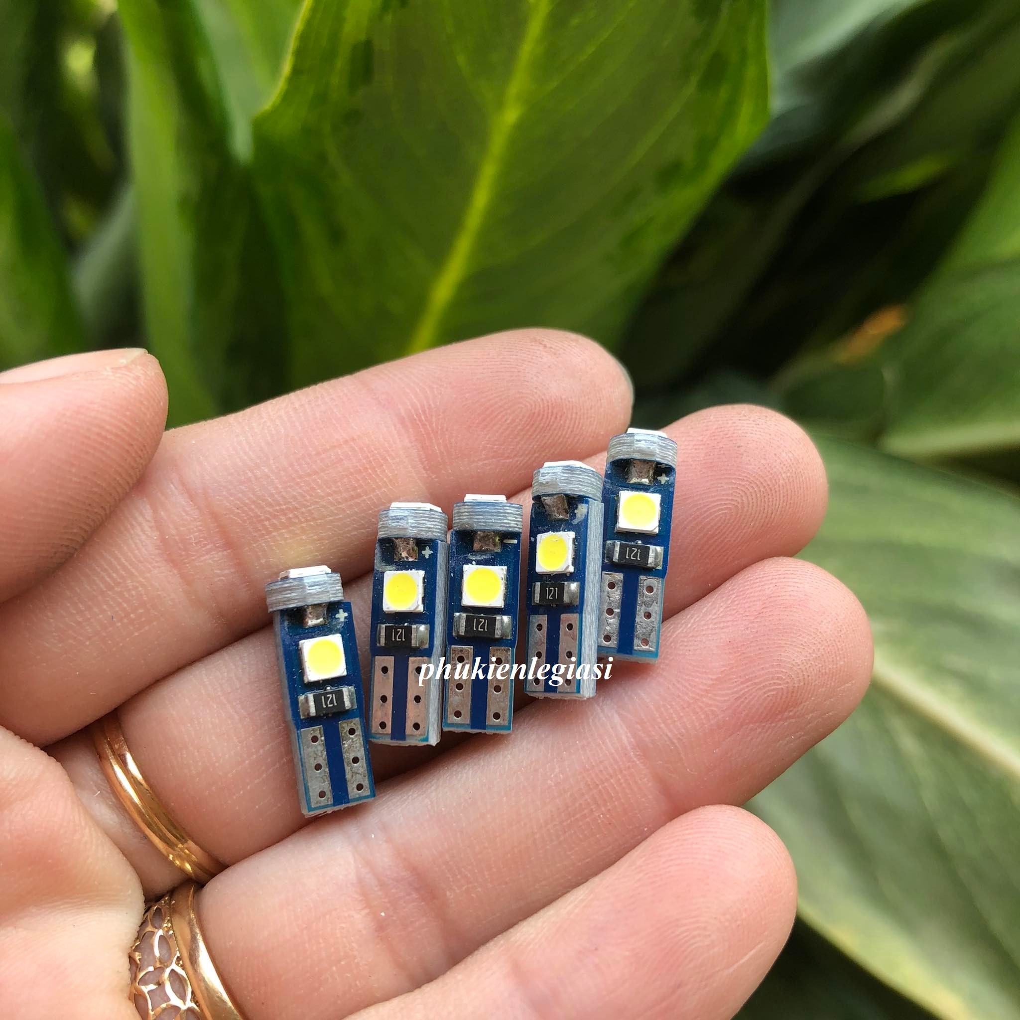 Đèn Led T5 chip 3030 3smd