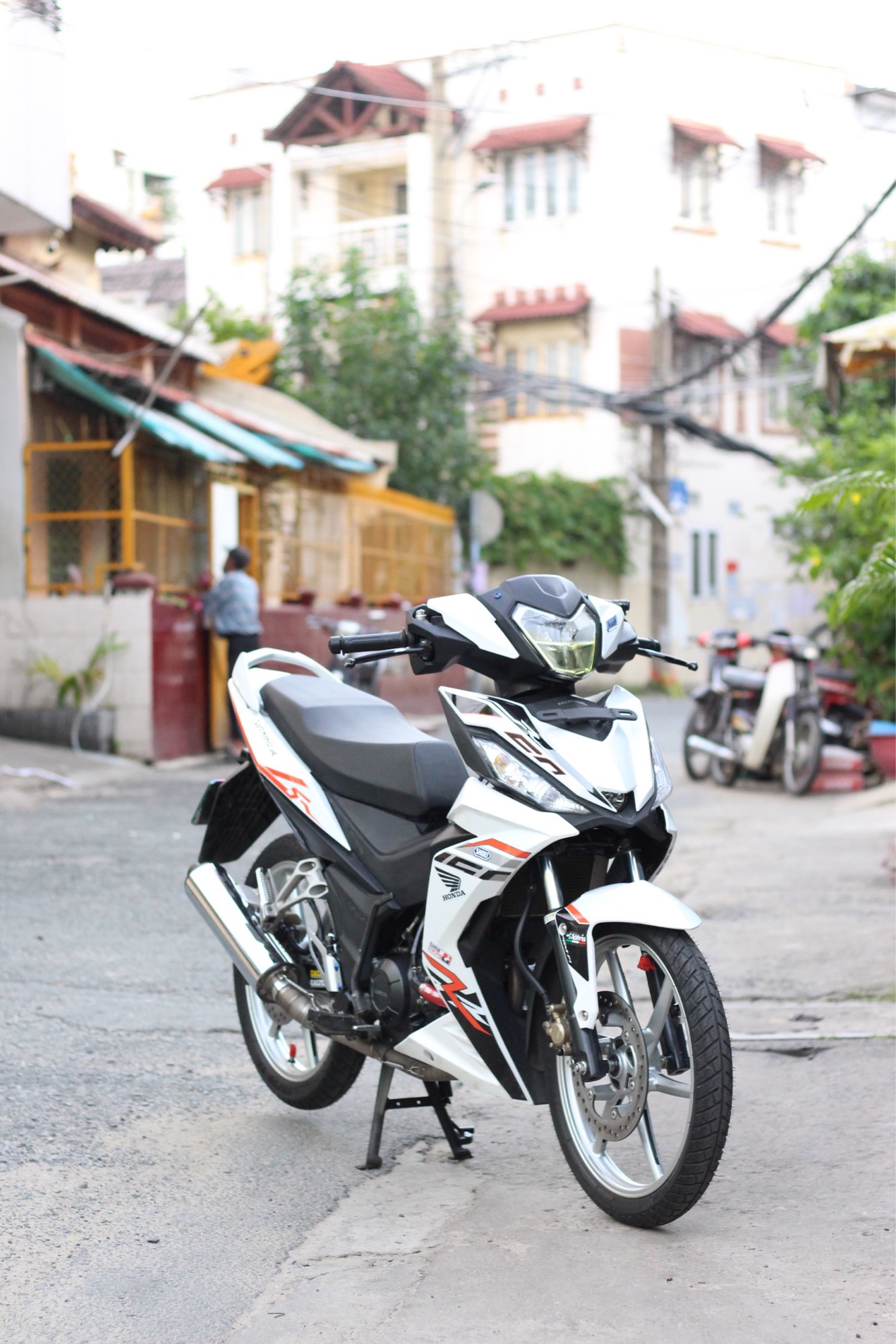 Tem rời Winner 150 dán xe trắng
