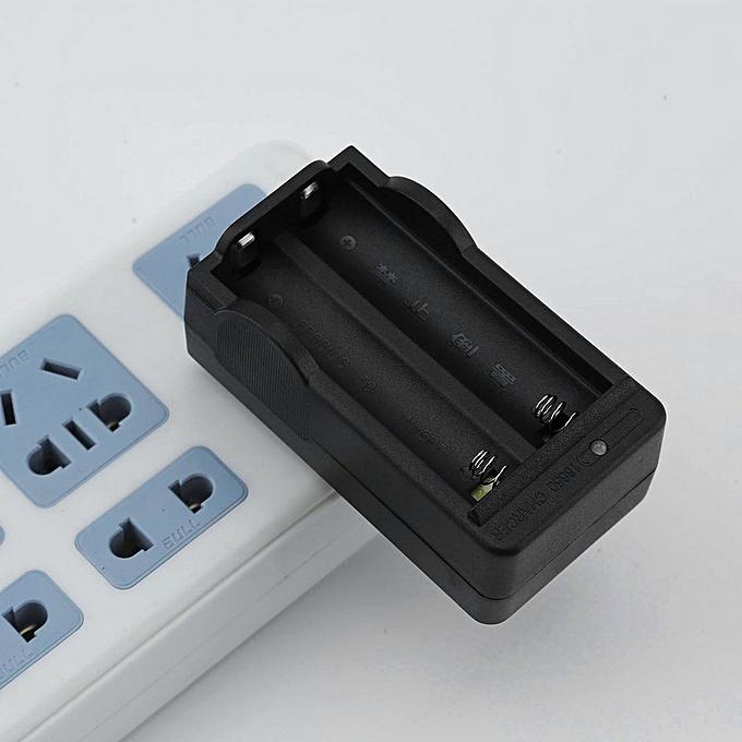 Sạc pin đôi Ultrafire 18650