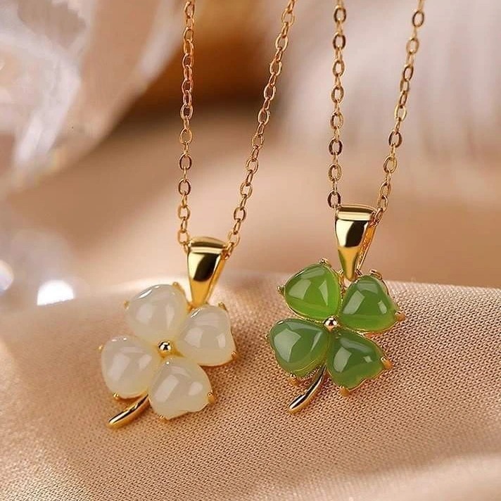 VC157 Mặt vòng cổ cỏ 4 lá và bạc mạ vàng