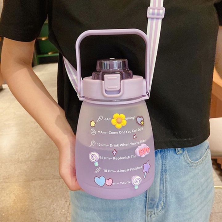 Bình Đựng Nước 1400ml Dễ Thương Có Vạch