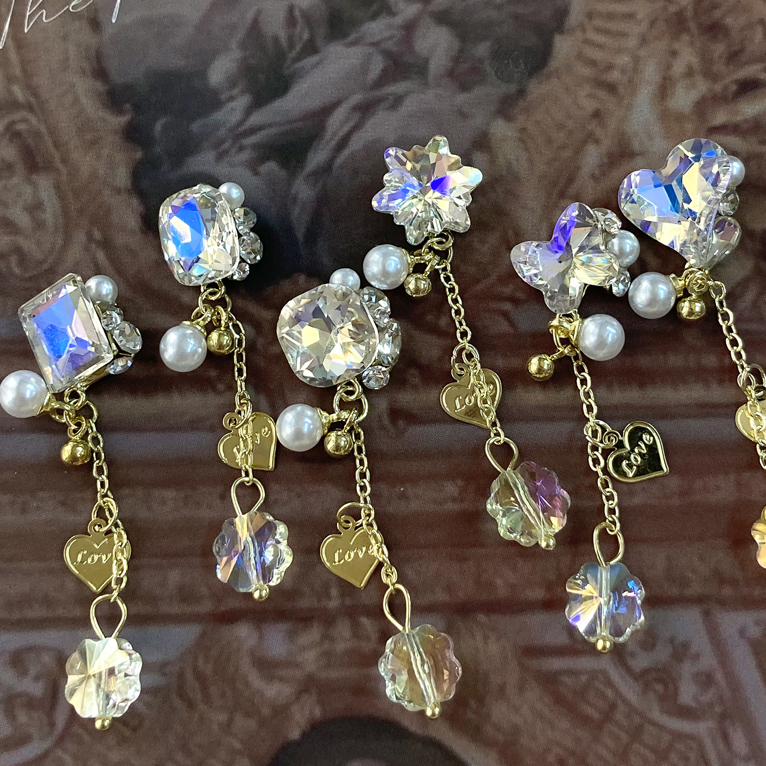 Charm Bướm Treo Cao Cấp Đính Móng CC