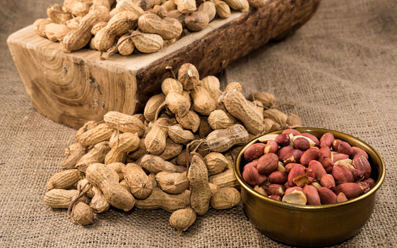 Lạc (đậu phộng) đỏ/ trắng chưa rang 500gram