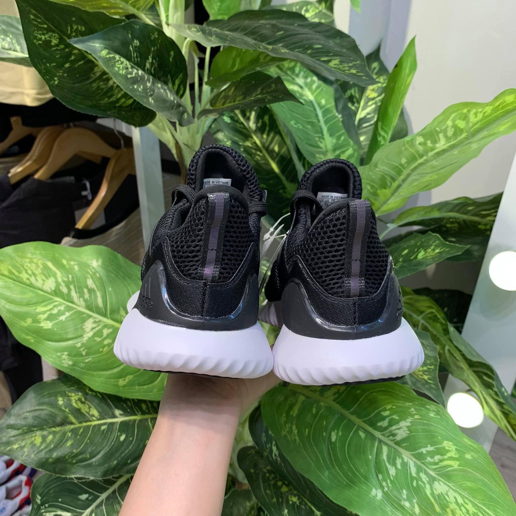 Giày alpha bounce đen trắng