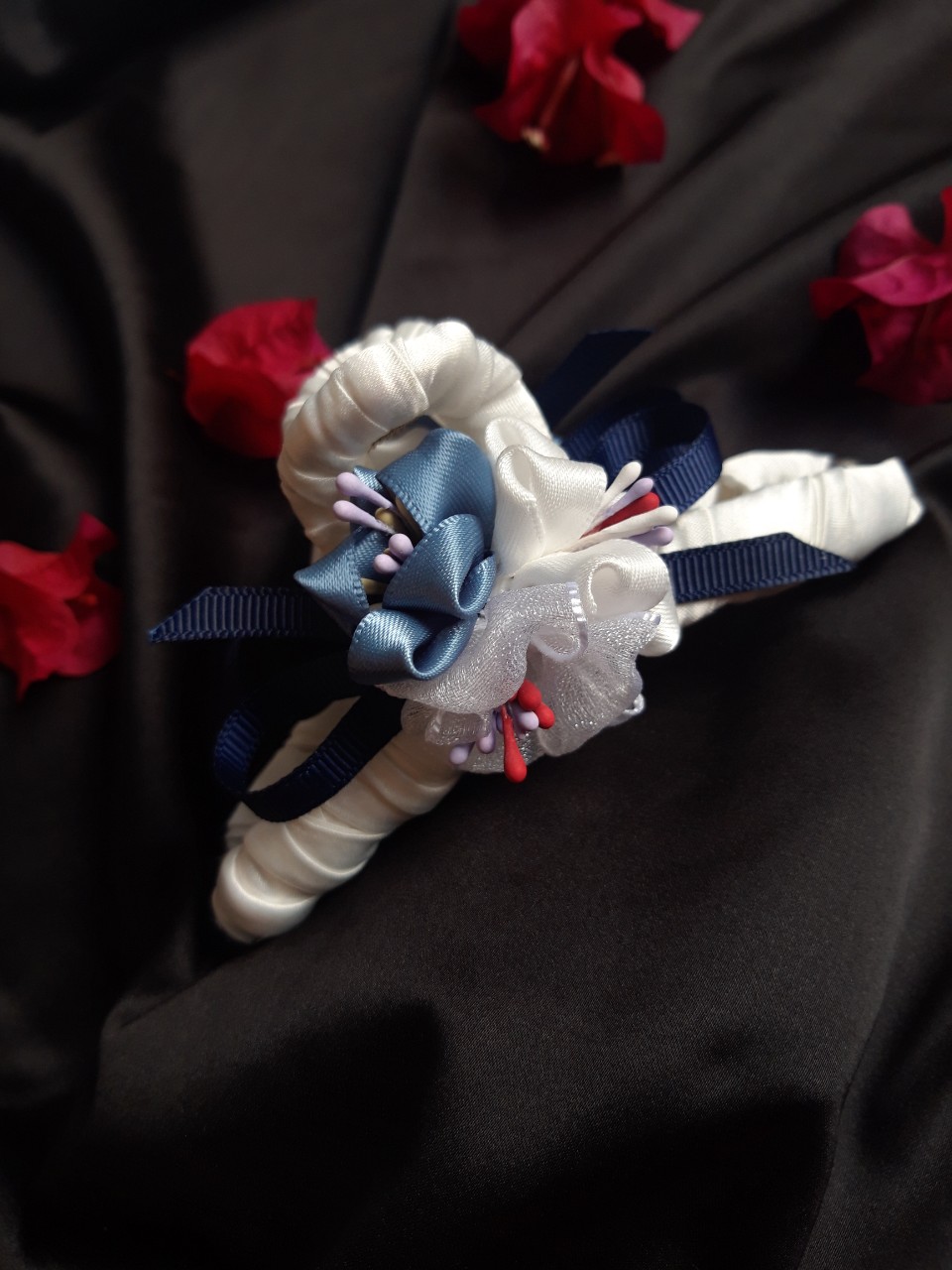 Kẹp Cua Dài Kèm Hoa Handmake