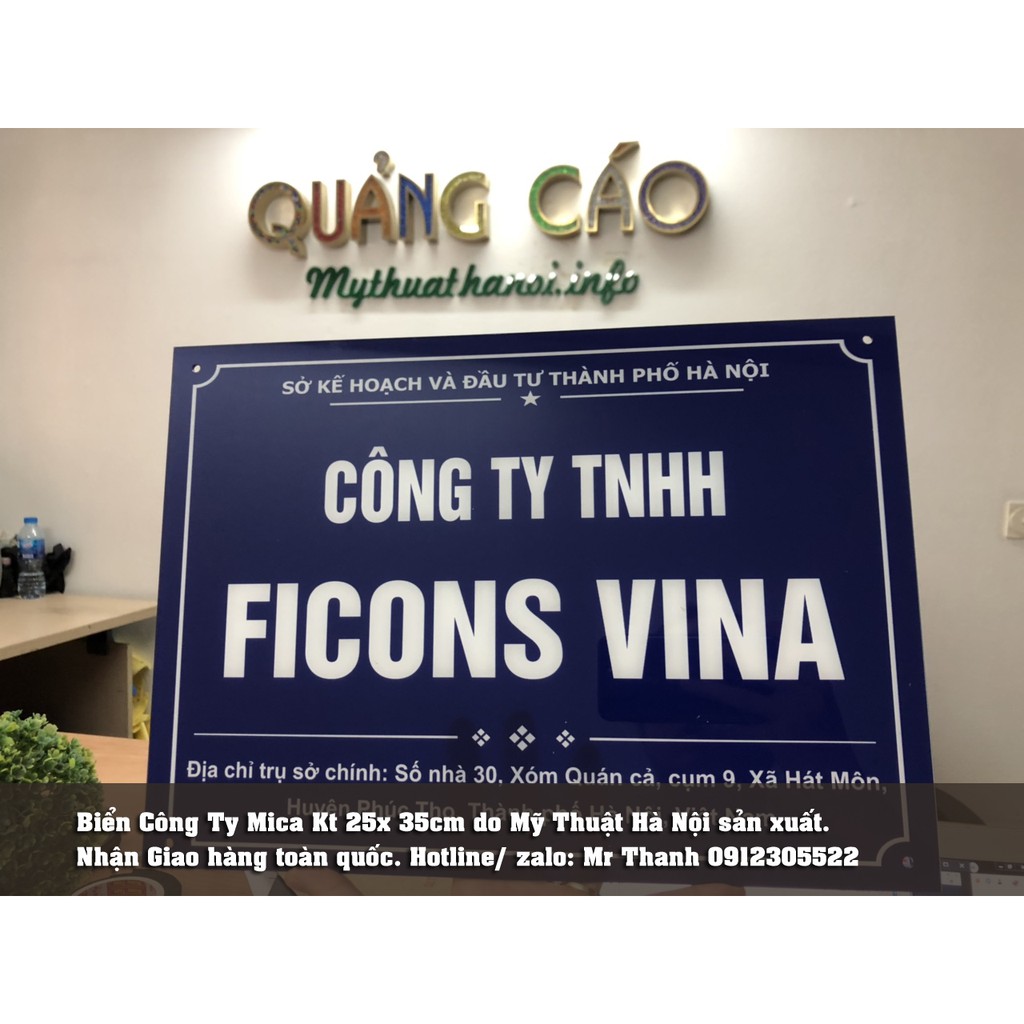 Biển Công ty bằng mica KT 25 x 35cm