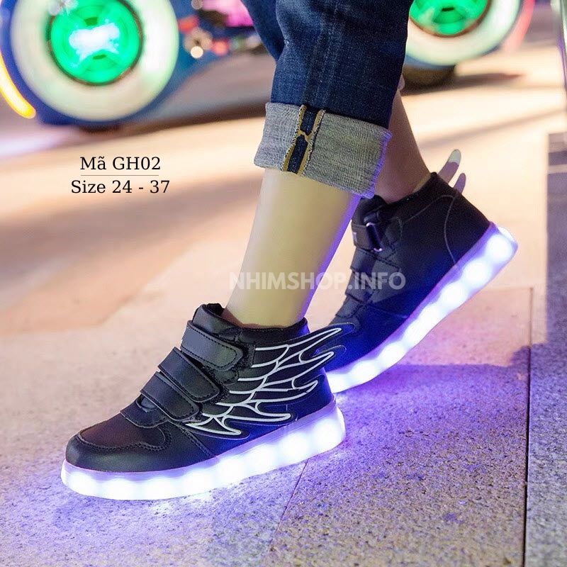 Giày phát sáng cho bé trai bé gái 3 đến 12 tuổi thể thao có đèn LED sạc