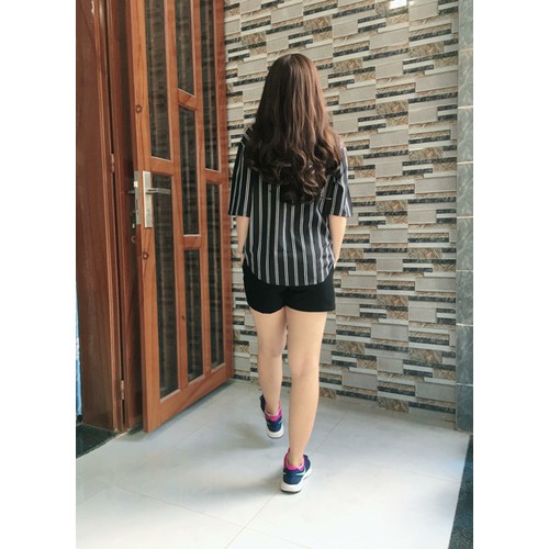 Áo Sơ mi oversize đen 2 sọc trắng - tay ngắn