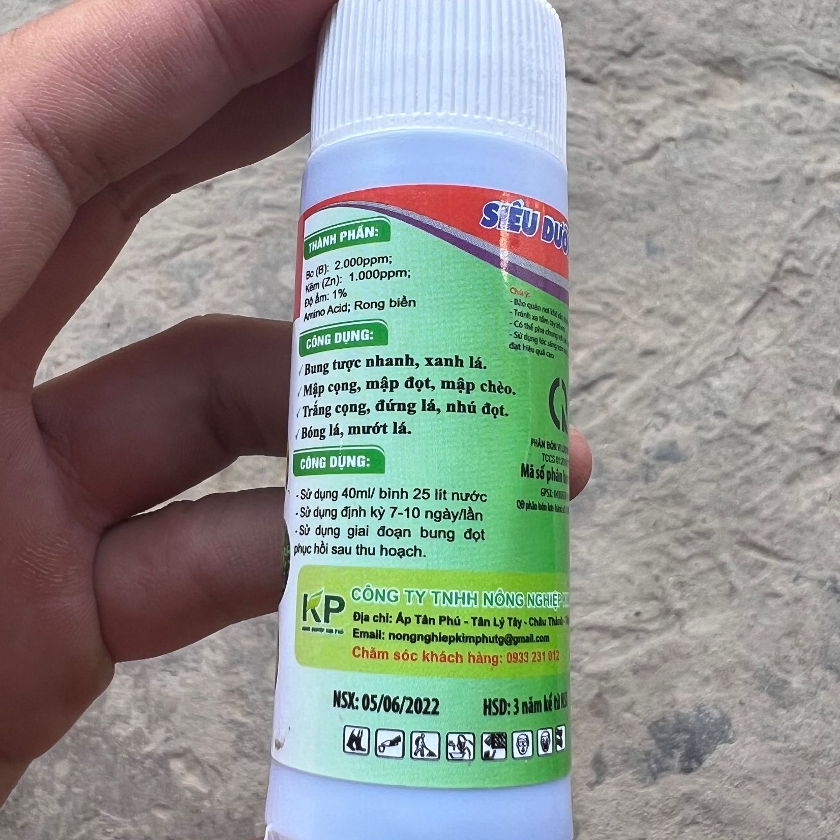 Phân Bón Bung Chồi Đâm Tược Mập Thân Xanh Lá 40ml