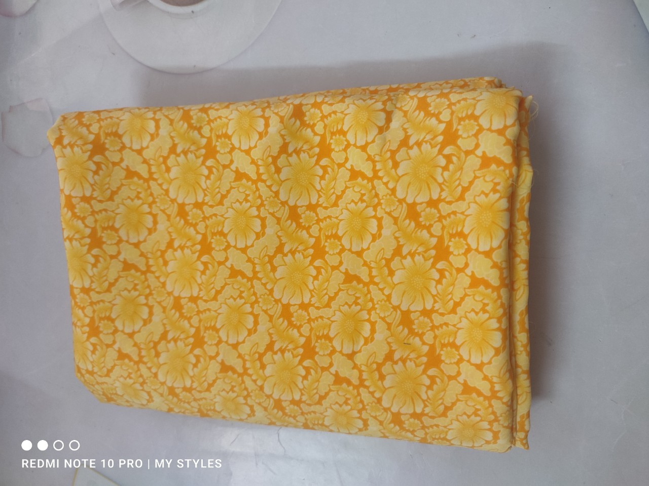 2m vải lụa lạnh, in hoa văn cỡ vừa giả gấm - lụa Mango chính phẩm